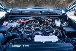 Toyota 4Runner Hybrid Platinum 4WD (Natl) 2025