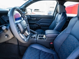 Toyota 4Runner Hybrid Platinum 4WD (Natl) 2025