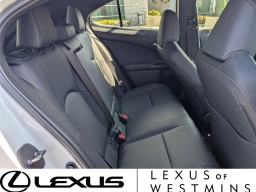 Lexus UX UX 300h FWD 2026