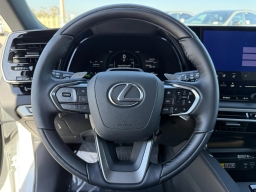 Lexus RX RX 450h+ Premium AWD 2026