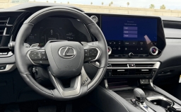 Lexus RX RX 450h+ Luxury AWD 2026