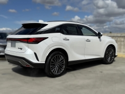 Lexus RX RX 450h+ Luxury AWD 2026