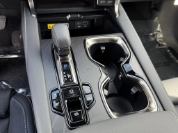 Lexus RX RX 450h+ Luxury AWD 2026