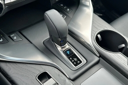 Lexus LX LX 700h Luxury 4WD 2026