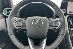 Lexus LX LX 700h Luxury 4WD 2026