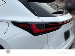 Lexus NX NX 450h+ Luxury AWD 2026