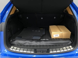 Lexus NX NX 450h+ Luxury AWD 2026