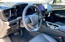 Lexus NX NX 450h+ Luxury AWD 2026