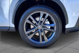 Lexus NX NX 450h+ Luxury AWD 2026