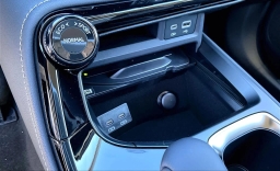 Lexus NX NX 450h+ Luxury AWD 2026