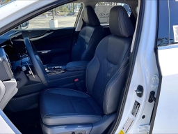 Lexus NX NX 450h+ Luxury AWD 2026