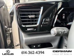 Lexus NX NX 450h+ Premium AWD 2026