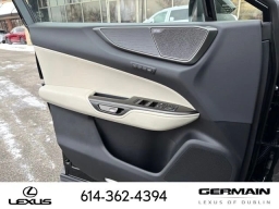 Lexus NX NX 450h+ Luxury AWD 2026