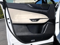 Lexus NX NX 450h+ Luxury AWD 2026