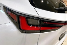 Lexus NX NX 450h+ F SPORT Handling AWD 2026