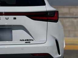 Lexus NX NX 450h+ F SPORT Handling AWD 2026
