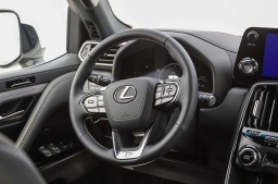 Lexus LX LX 600 F SPORT Handling 4WD 2026