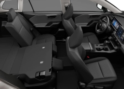 Toyota RAV4 LE FWD (Natl) 2026