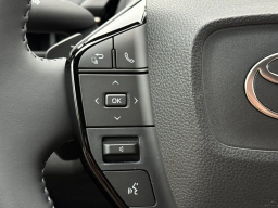 Toyota bZ XLE AWD (Natl) 2026