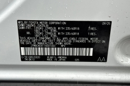 Toyota bZ XLE AWD (Natl) 2026