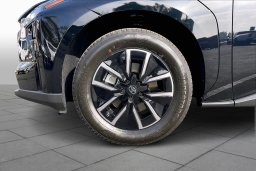 Toyota bZ Limited FWD (Natl) 2026