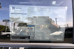 Toyota bZ Limited FWD (Natl) 2026