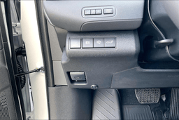 Toyota bZ XLE Plus FWD (Natl) 2026