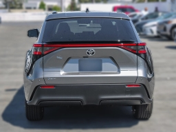 Toyota bZ XLE Plus FWD (Natl) 2026