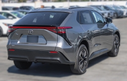 Toyota bZ XLE Plus FWD (Natl) 2026