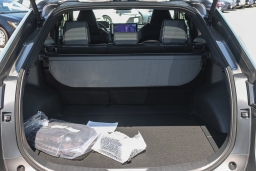 Toyota bZ XLE Plus FWD (Natl) 2026