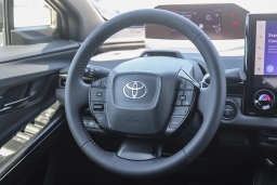 Toyota bZ XLE Plus FWD (Natl) 2026