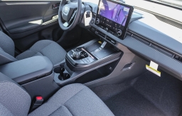 Toyota bZ XLE Plus FWD (Natl) 2026