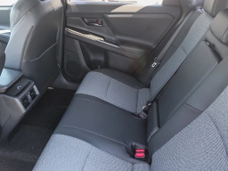 Toyota bZ XLE Plus FWD (Natl) 2026