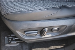 Toyota bZ XLE Plus FWD (Natl) 2026