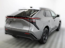 Toyota bZ XLE Plus FWD (Natl) 2026