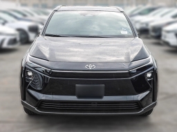 Toyota bZ XLE Plus FWD (Natl) 2026