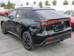 Toyota bZ XLE Plus FWD (Natl) 2026