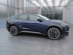 Toyota bZ XLE Plus FWD (Natl) 2026