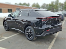 Toyota bZ XLE AWD (Natl) 2026