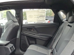 Toyota bZ XLE AWD (Natl) 2026