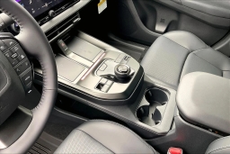 Toyota bZ Limited AWD (Natl) 2026