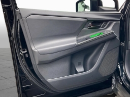 Toyota bZ Limited AWD (Natl) 2026