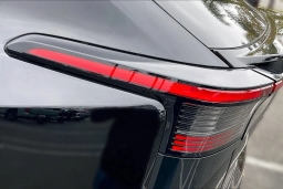 Toyota bZ Limited AWD (Natl) 2026