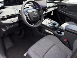 Toyota bZ XLE AWD (Natl) 2026