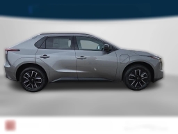 Toyota bZ XLE AWD (Natl) 2026