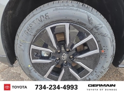 Toyota bZ XLE AWD (Natl) 2026