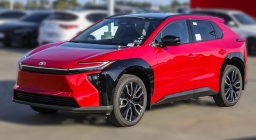 Toyota bZ Limited AWD (Natl) 2026