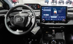 Toyota bZ Limited AWD (Natl) 2026