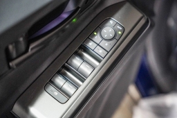 Toyota bZ Limited AWD (Natl) 2026