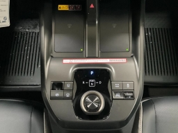 Toyota bZ Limited AWD (Natl) 2026